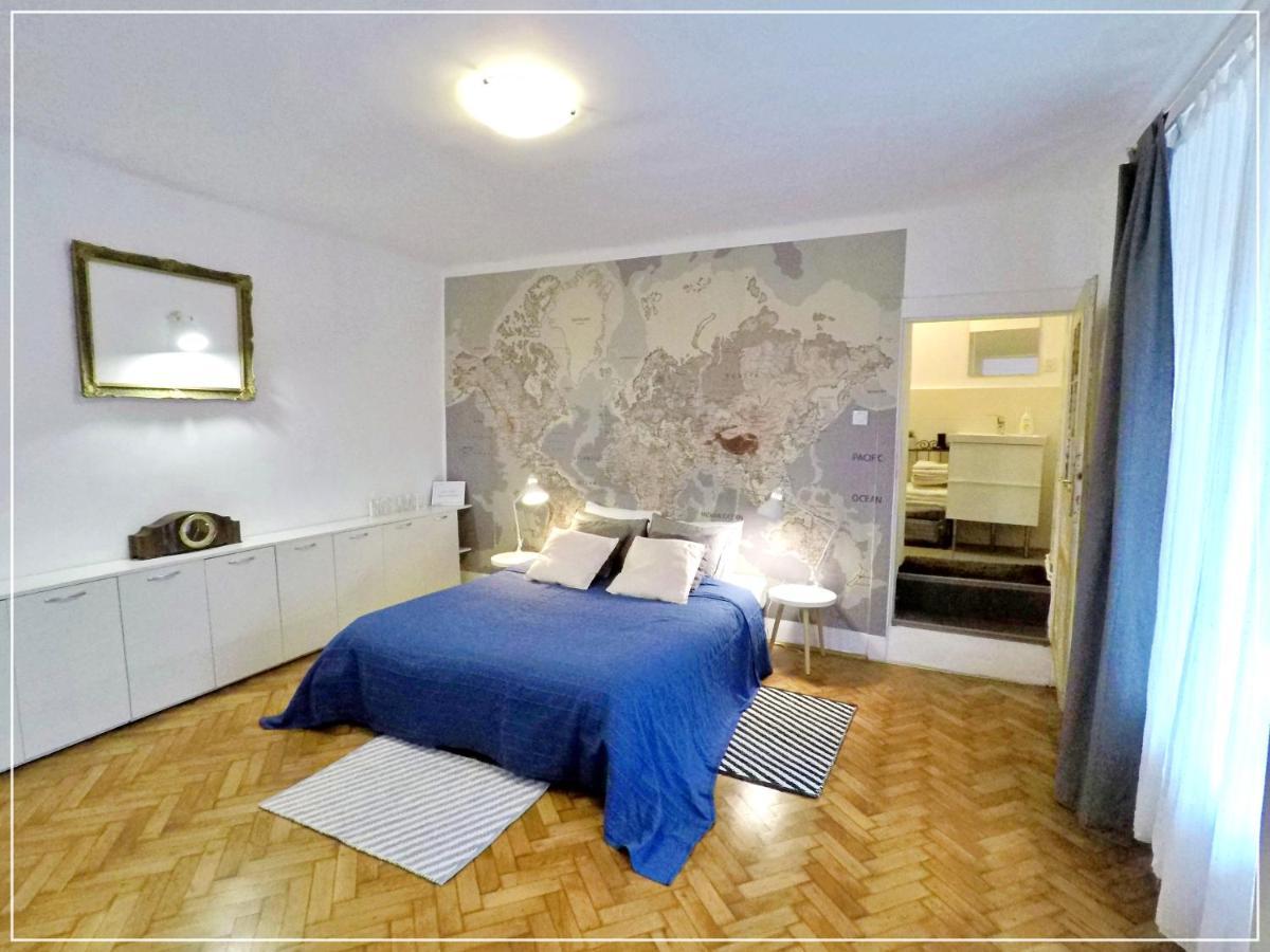 Fifty Shades Of Travel Apartment Brasov Exterior photo