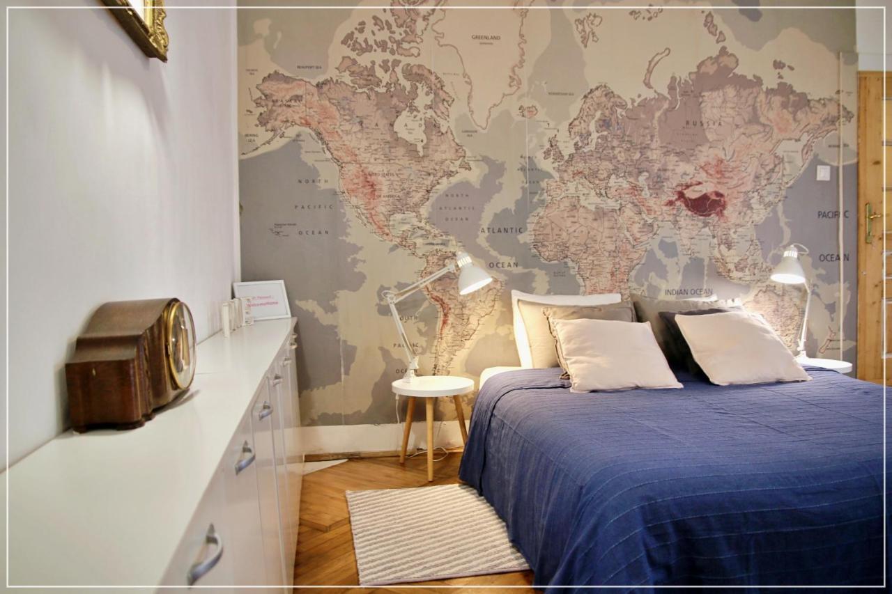Fifty Shades Of Travel Apartment Brasov Exterior photo