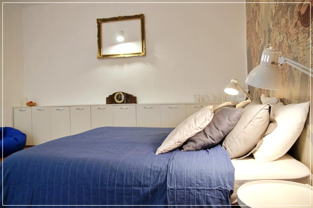 Fifty Shades Of Travel Apartment Brasov Exterior photo